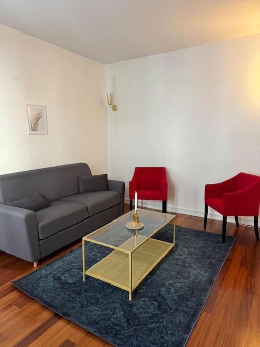 Charmant Appartement Au Moulin Rouge パリ エクステリア 写真